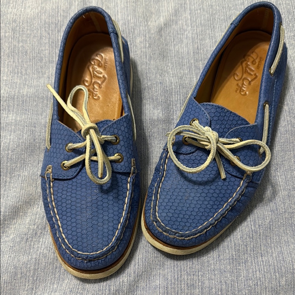 Sperry Blue Loafers with Cream Laces - Picture 12 of 12